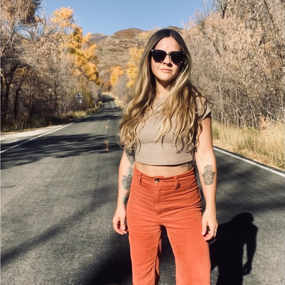 Meet your Posher, Olivia